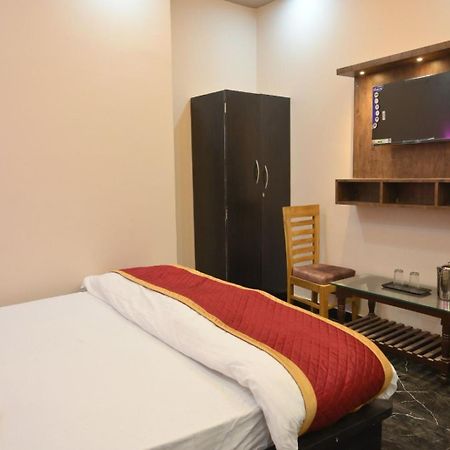 Hotel Ps Residency Varanasi Bagian luar foto