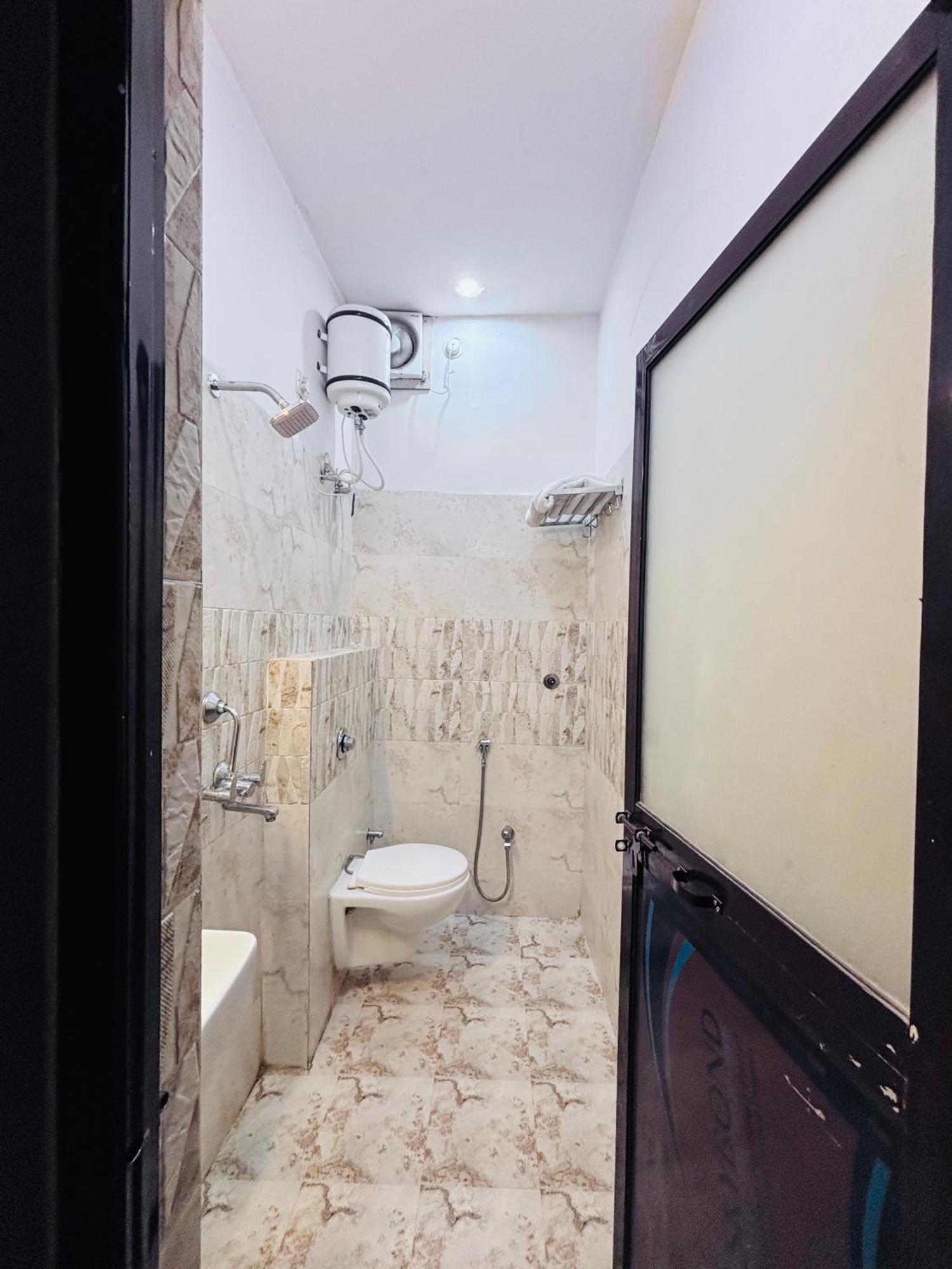 Hotel Ps Residency Varanasi Bagian luar foto